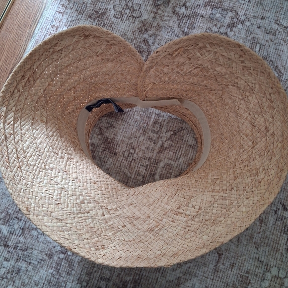 Hat Attack Roll Up Travel Visor Natural 100% Raffia Straw - Picture 2 of 4